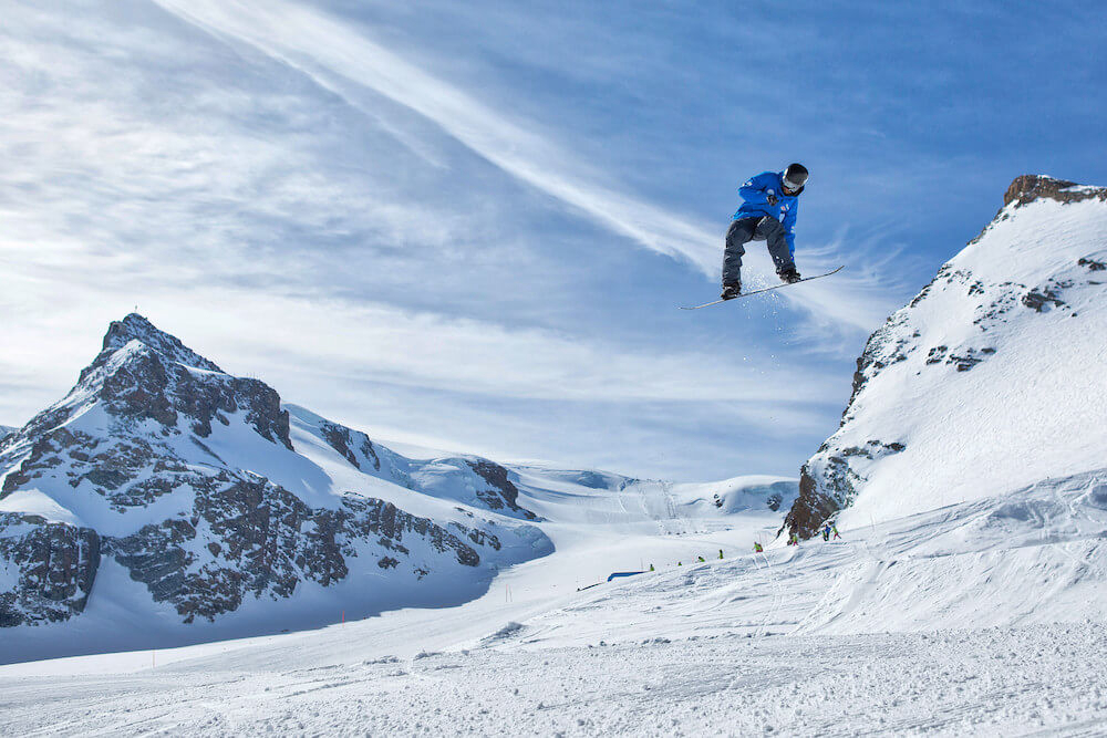 freestyle snowboarding lessons in Stoked Snowsports school Zermatt