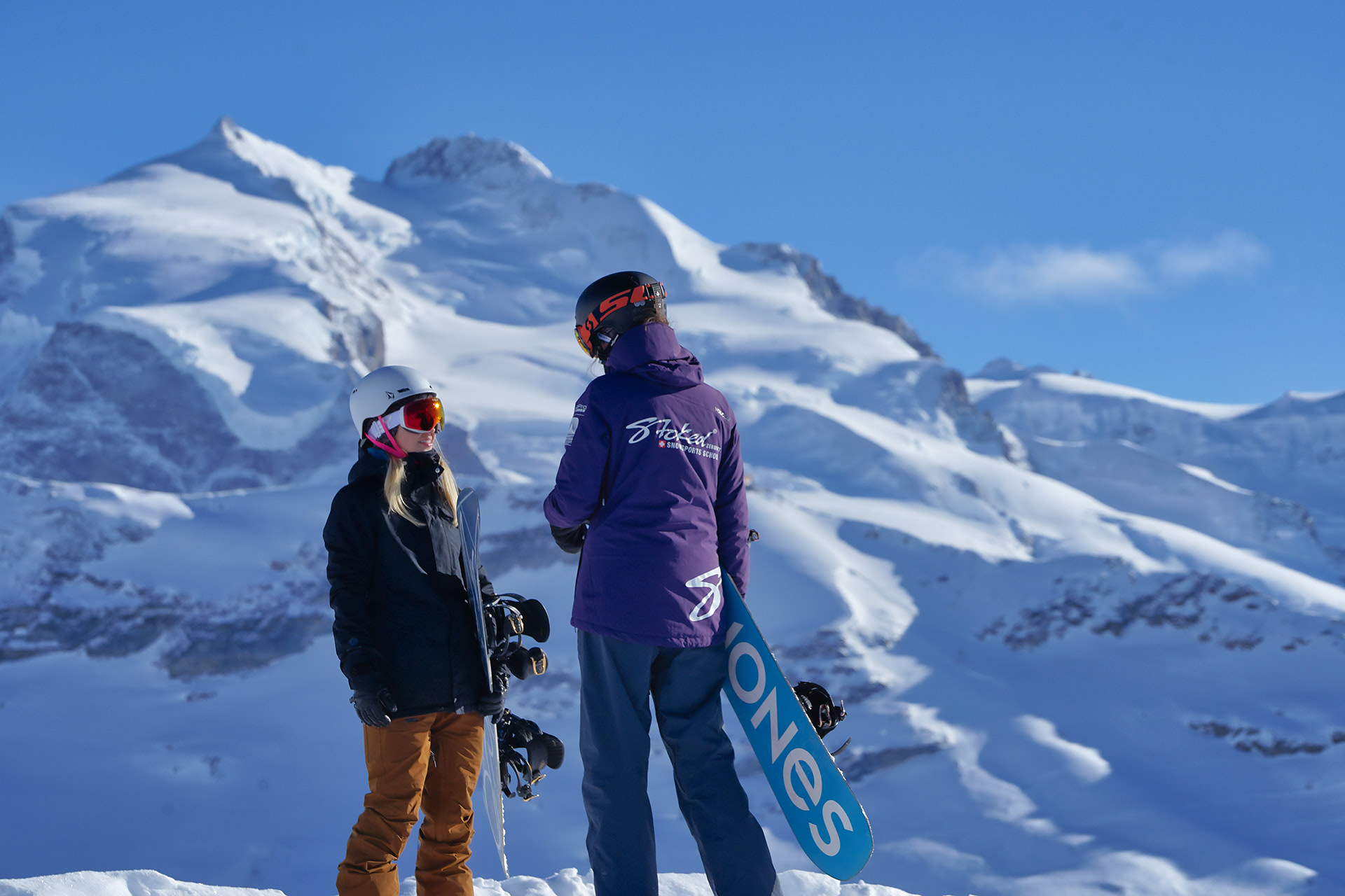 private kids snowboard lessons in Zermatt