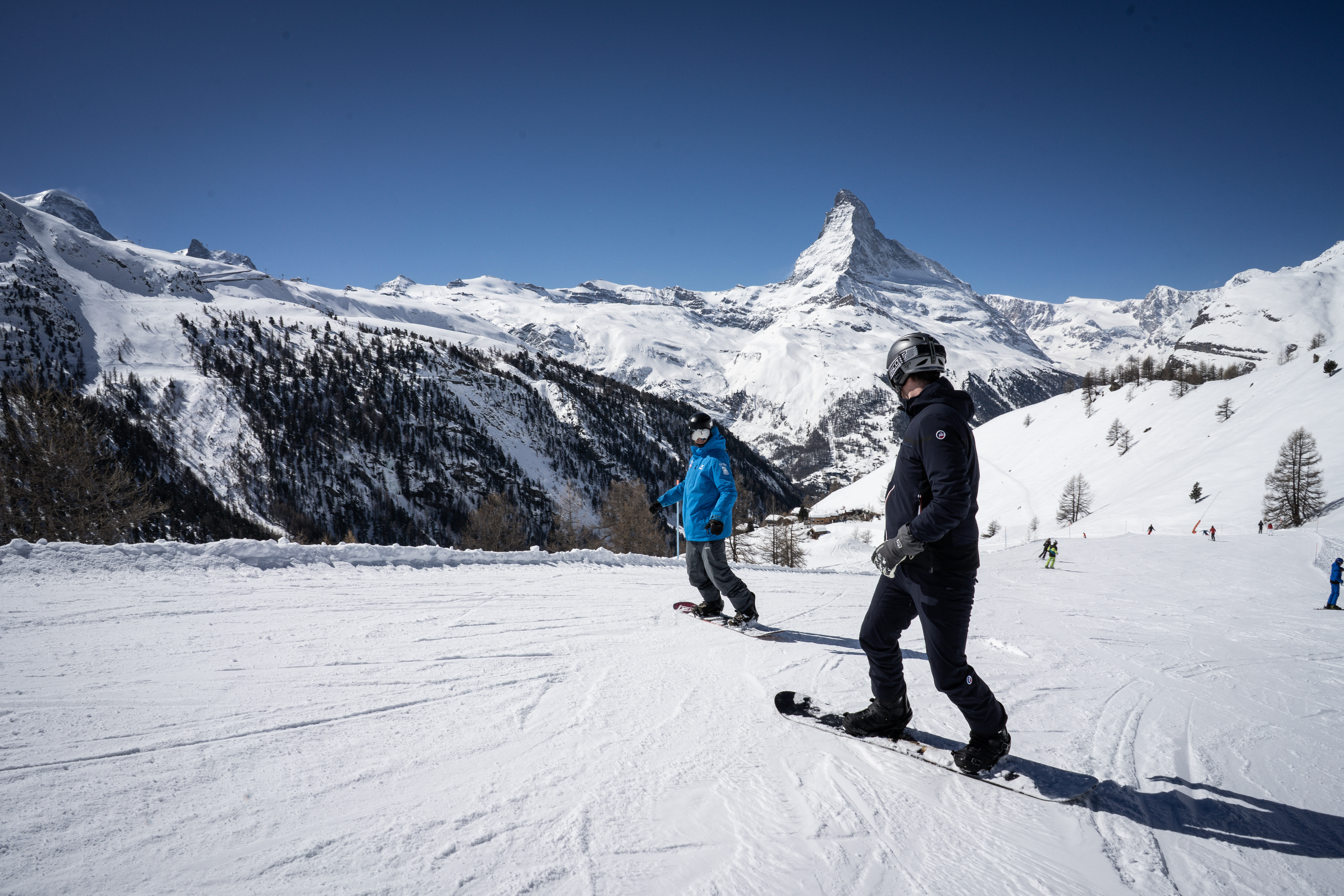 snowboard lessons in Zermatt, Swiss