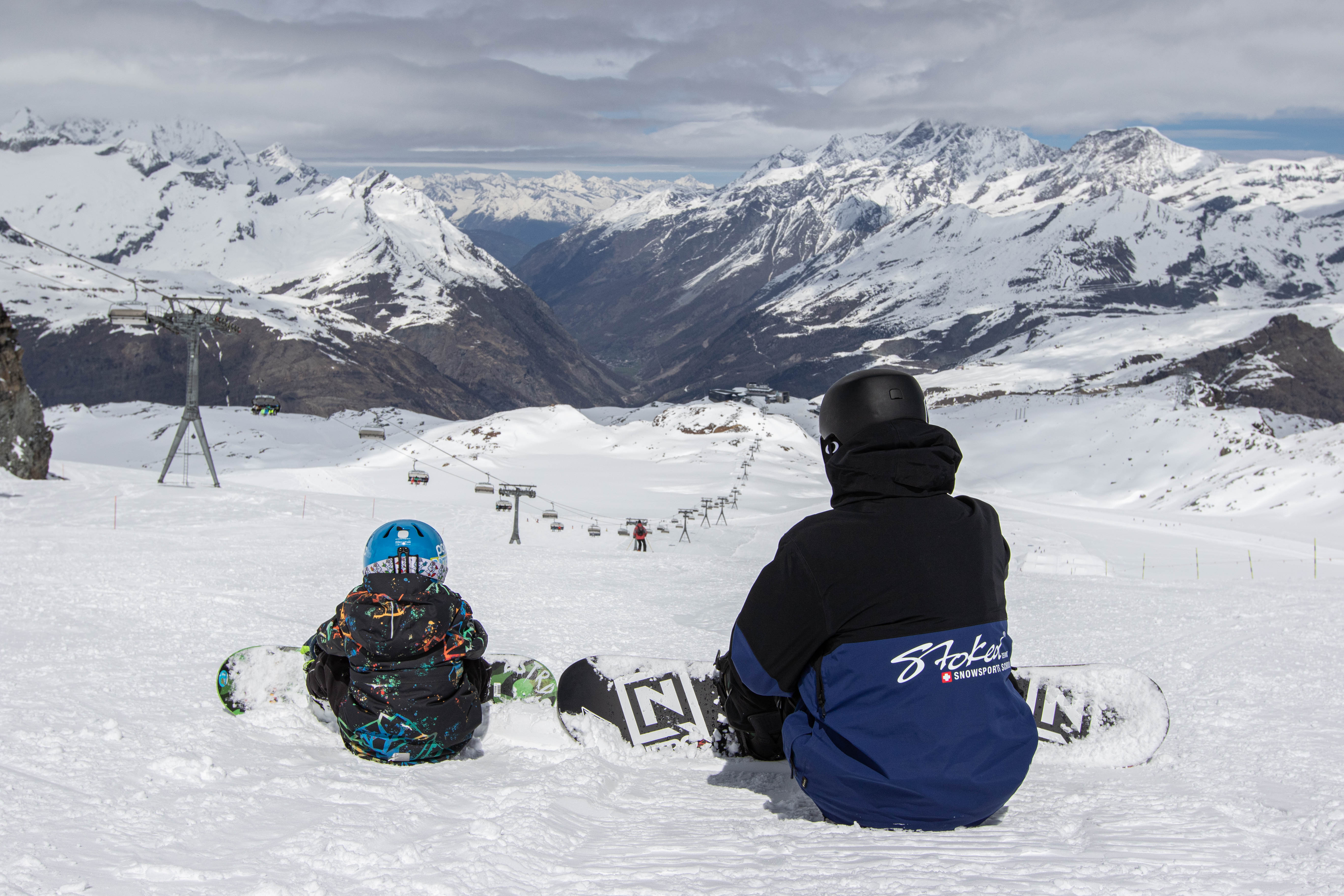 private kids snowboard lessons in Zermatt